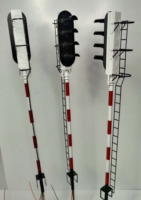 Semafor 4-komorowy 1:43,5