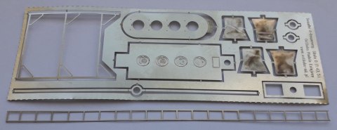 Semafor 4-komorowy 1:43,5