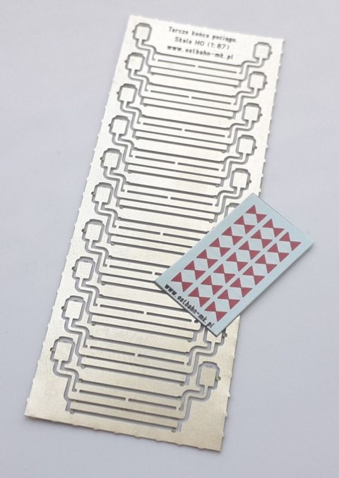 Tarcze końca pociągu z kalkomanią do zawieszenia na buforach