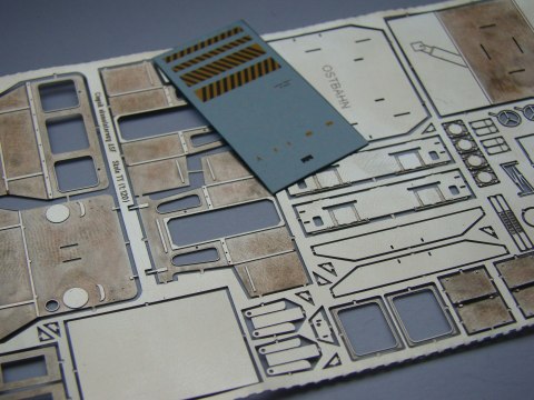 ASF do montażu z kalkomanią TT