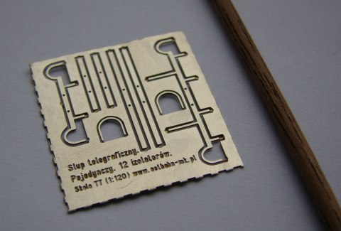 Słup telegraficzny pojedynczy 12 izolatorów TT