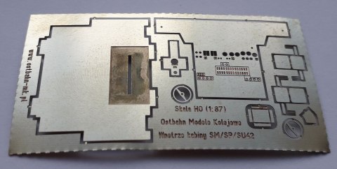 Wnętrze kabiny SM/SP/SU42 pod oświetlenie