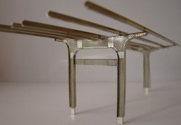 Zestaw peronowy (słup nad przejściem podziemnym lub inną zabudową) H0